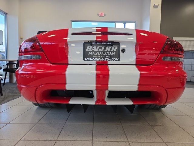 2004 Dodge Viper SRT10