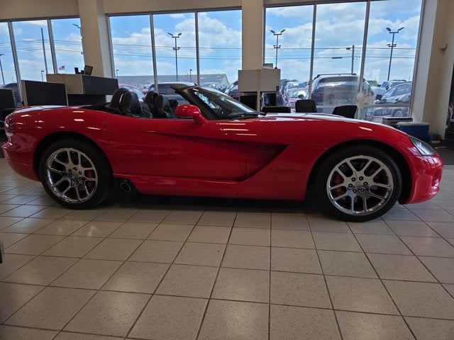 2004 Dodge Viper SRT10