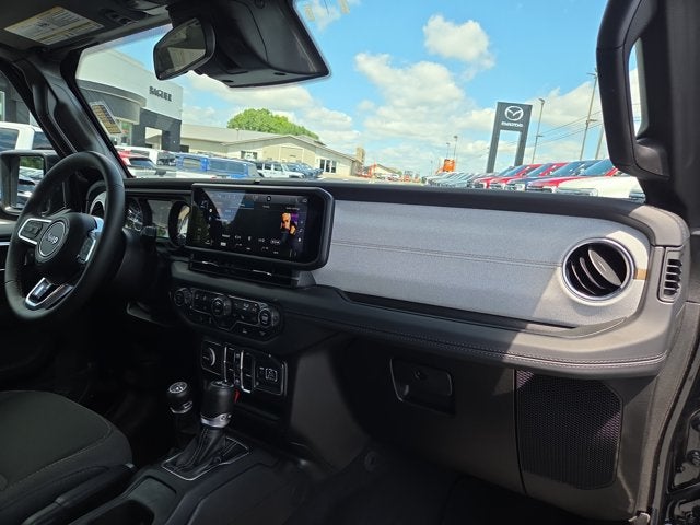 2025 Jeep Wrangler Sahara