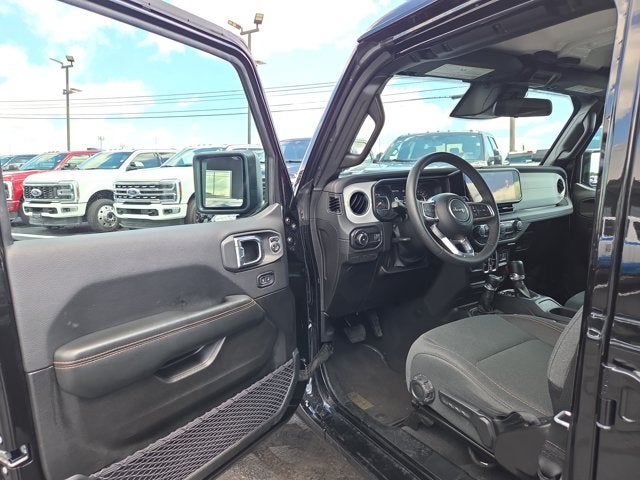 2025 Jeep Wrangler Sahara