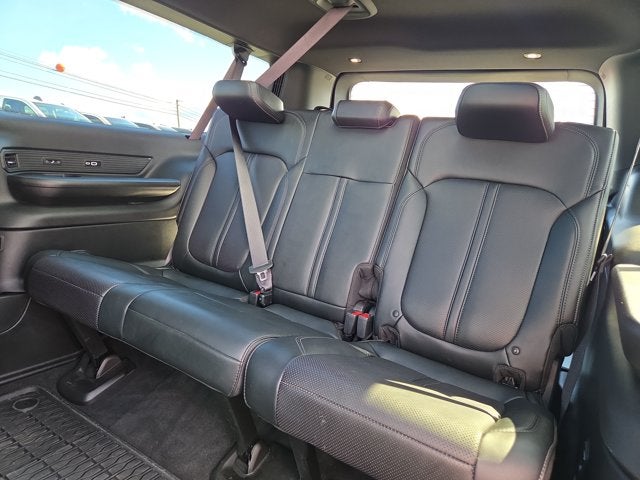 2025 Jeep Wagoneer L Series II Carbide