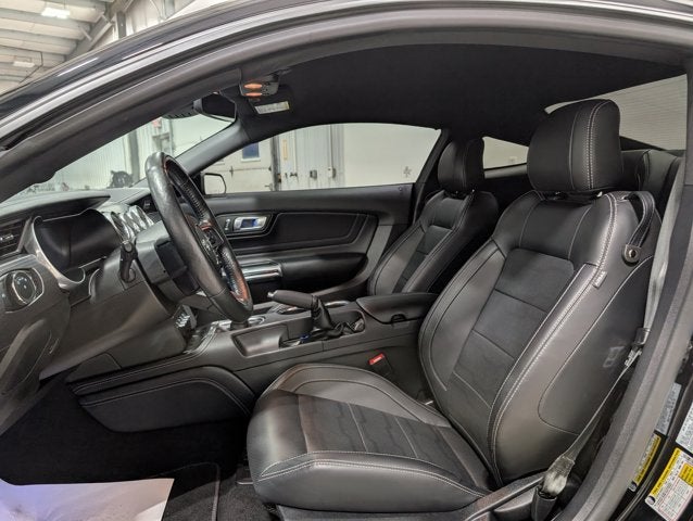 2021 Ford Mustang Base