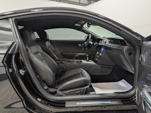 2021 Ford Mustang Base