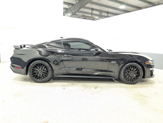 2021 Ford Mustang Base