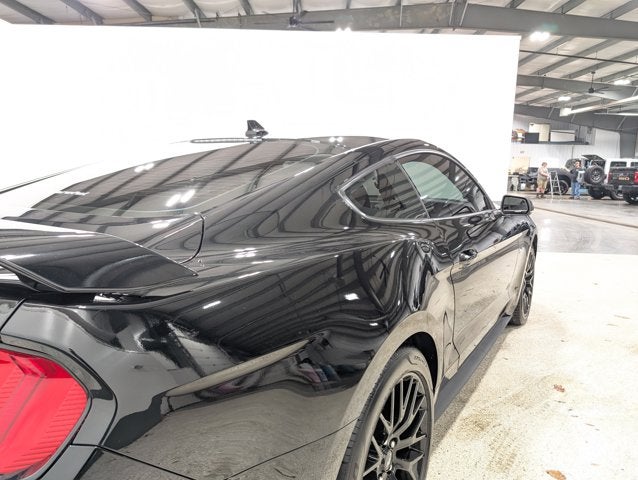 2021 Ford Mustang Base