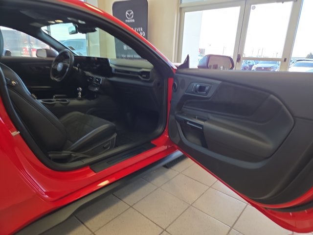 2025 Ford Mustang Dark Horse