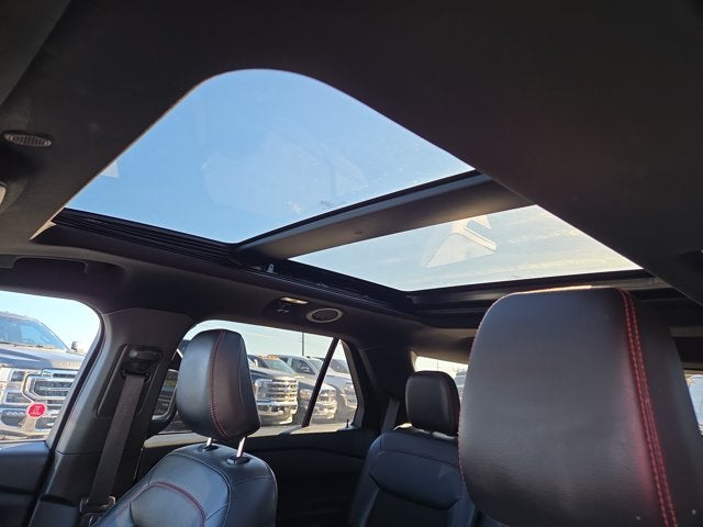 2024 Ford Explorer ST-Line