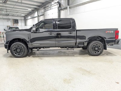 2025 Ford F-250 Super Duty Platinum