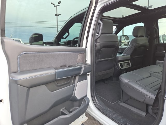 2025 Ford F-250 Super Duty Platinum