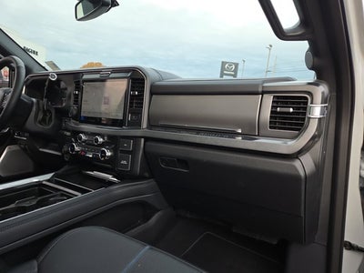 2025 Ford F-250 Super Duty Platinum