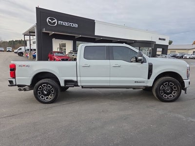 2025 Ford F-250 Super Duty Platinum