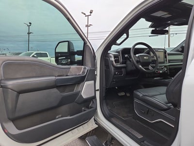 2025 Ford F-250 Super Duty Platinum