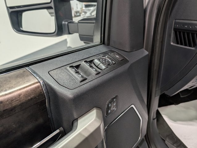 2022 Ford F-250 Super Duty LARIAT