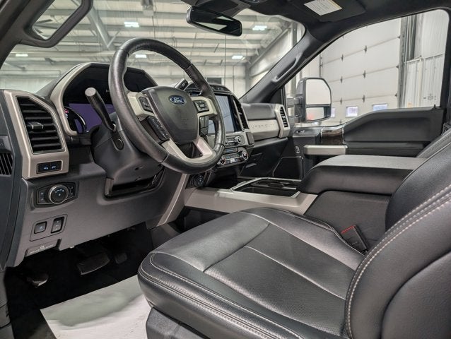 2022 Ford F-250 Super Duty LARIAT