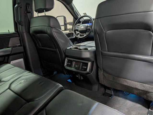 2025 Ford F-250 Super Duty Platinum