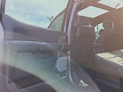 2025 Ford F-250 Super Duty Platinum