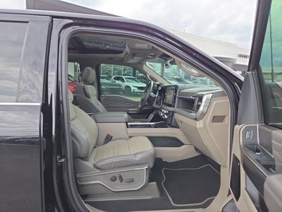 2025 Ford F-250 Super Duty Platinum
