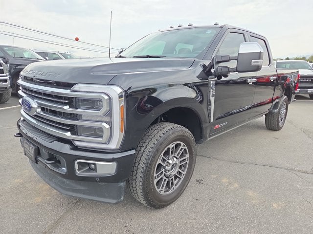 2025 Ford F-250 Super Duty Platinum