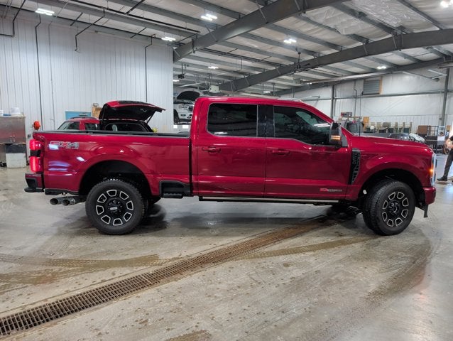 2025 Ford F-250 Super Duty Platinum