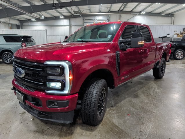 2025 Ford F-250 Super Duty Platinum