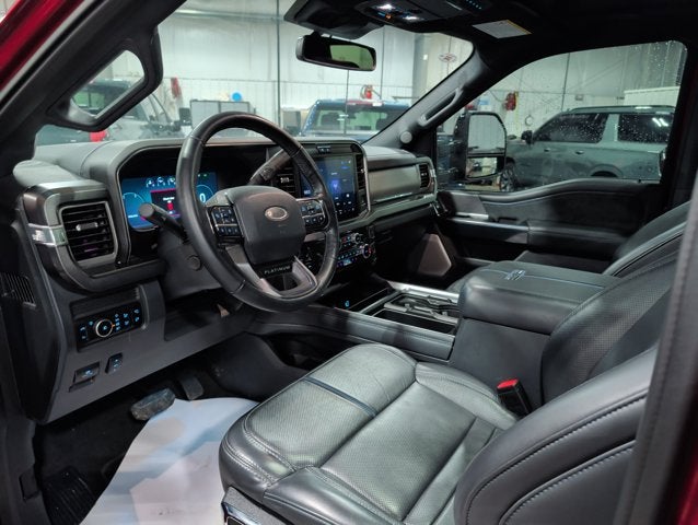 2025 Ford F-250 Super Duty Platinum