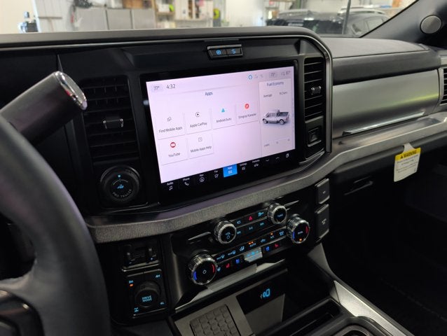 2025 Ford F-350 Super Duty Platinum