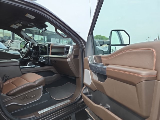 2025 Ford F-350 Super Duty King Ranch