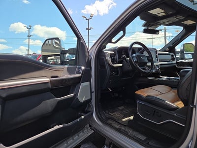 2023 Ford F-350 Super Duty Platinum