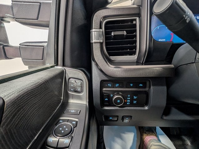 2024 Ford F-350 Super Duty Platinum