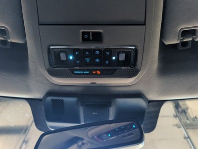 2025 Ford F-350 Super Duty Platinum