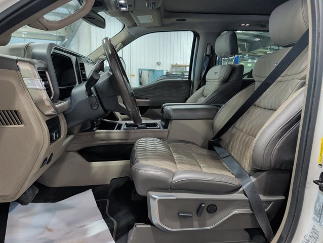 2025 Ford F-350 Super Duty Platinum