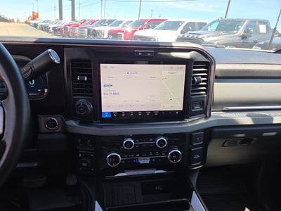 2025 Ford F-350 Super Duty Platinum
