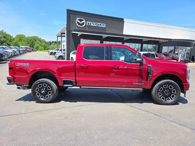 2025 Ford F-350 Super Duty Platinum