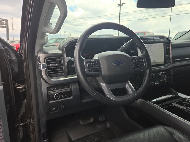 2024 Ford F-350 Super Duty LARIAT