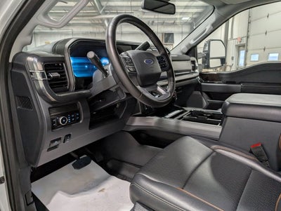 2025 Ford F-350 Super Duty LARIAT
