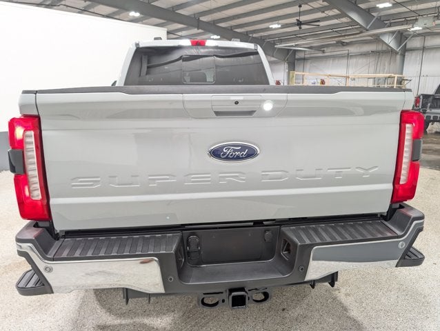 2025 Ford F-350 Super Duty LARIAT