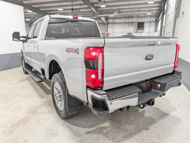 2025 Ford F-350 Super Duty LARIAT