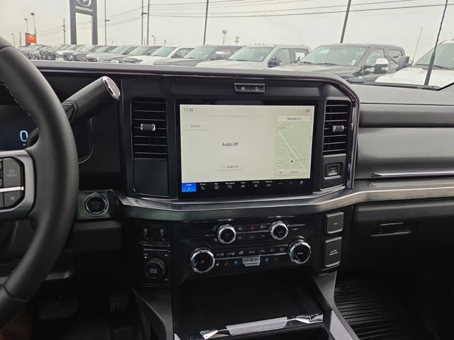 2025 Ford F-350 Super Duty LARIAT