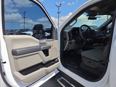 2022 Ford F-350 Super Duty XLT