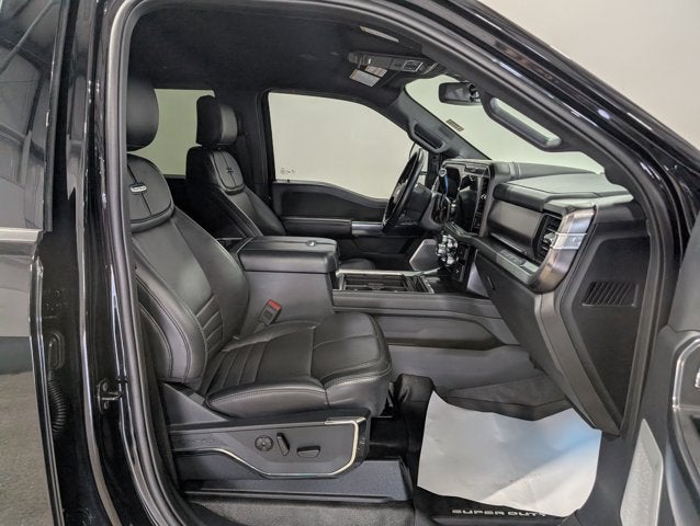 2026 Ford F-450 Super Duty Platinum