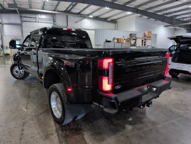 2026 Ford F-450 Super Duty Platinum