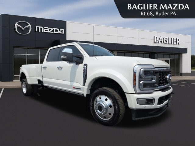 2025 Ford F-450 Super Duty Platinum