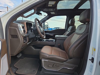 2025 Ford F-450 Super Duty King Ranch
