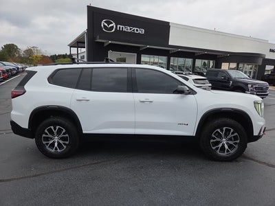 2024 GMC Acadia AWD AT4