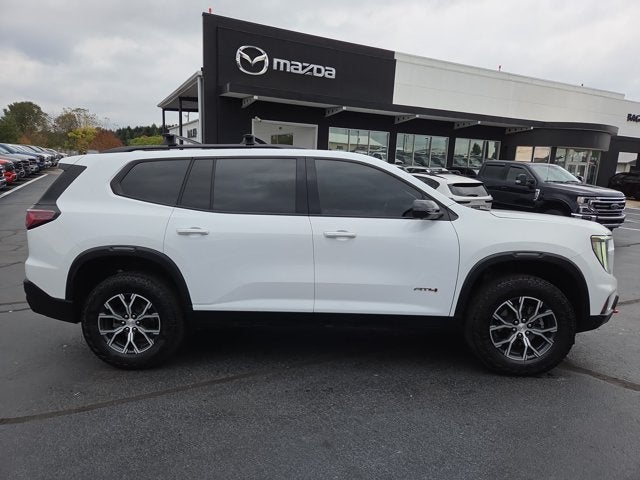 2024 GMC Acadia AWD AT4