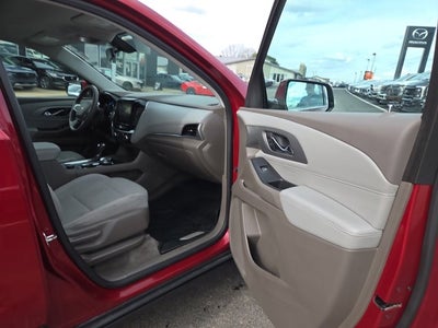 2018 Chevrolet Traverse LT Cloth