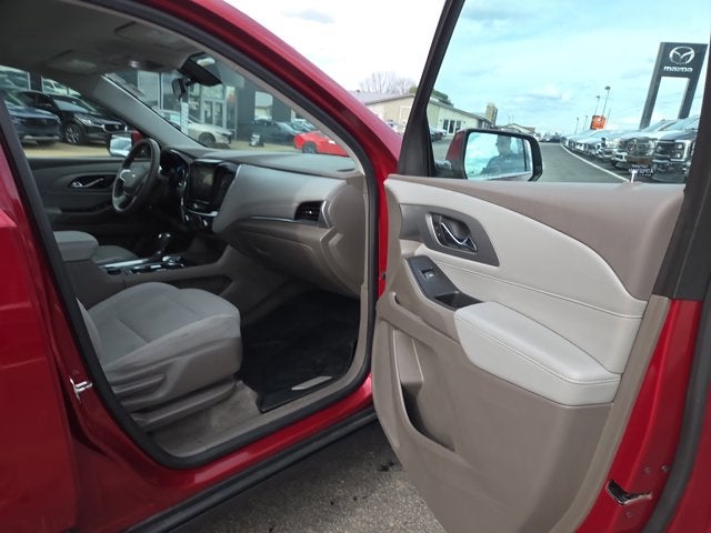 2018 Chevrolet Traverse LT Cloth