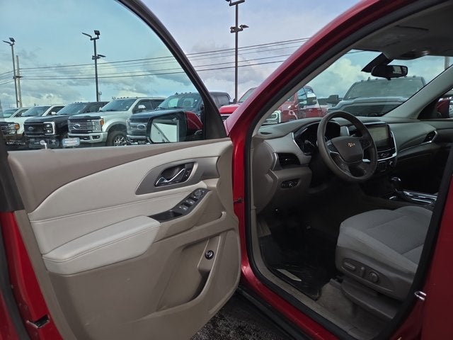 2018 Chevrolet Traverse LT Cloth