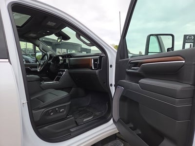 2025 GMC Sierra 3500HD Denali