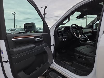 2025 GMC Sierra 3500HD Denali